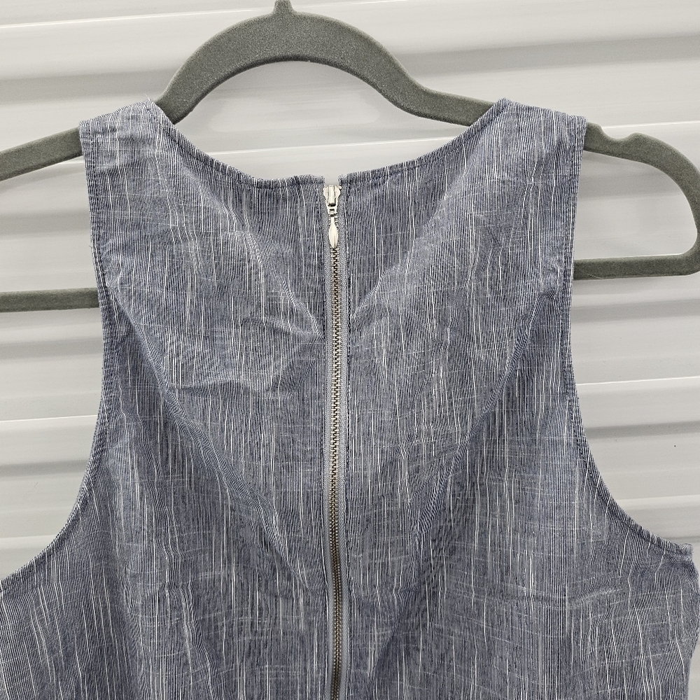 Banana Republic Poplin Chambray Sleeveless Top Size 10 Cotton Back Zipper Blue - Picture 6 of 10